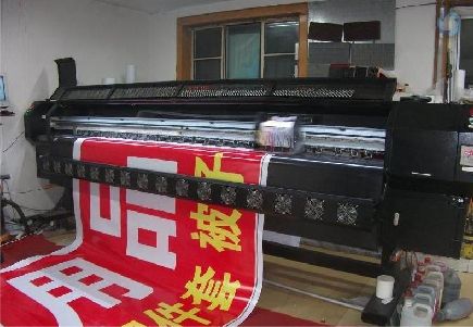 桂东喷绘广告分辨率是多少？